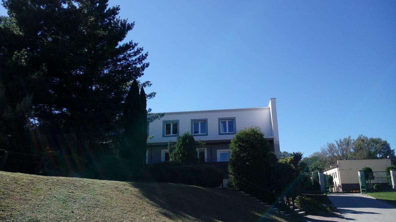 Dom Sportowca Bed & Breakfast Raciborz Luaran gambar